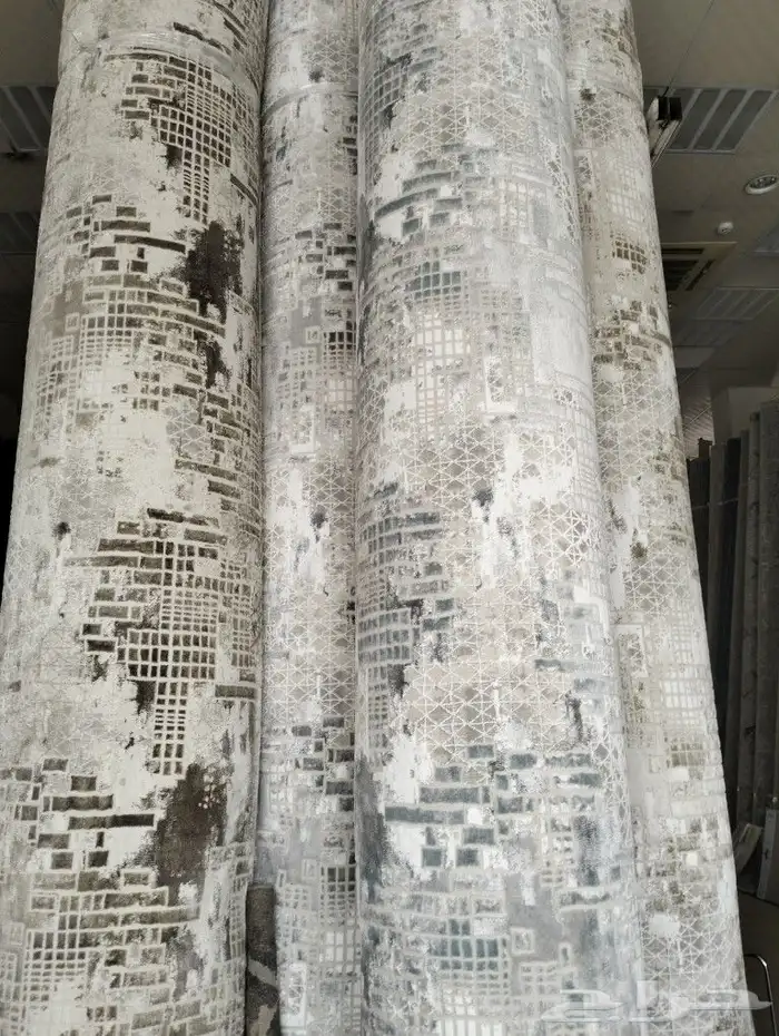 موكيت تركي واماراتي وطني ويوجد فينيل بلجيكي و فرنسي ويوجد 0