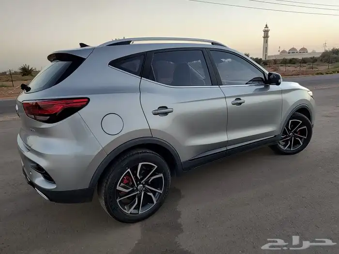 MG ZS 2022 Trophy للتنازل 3