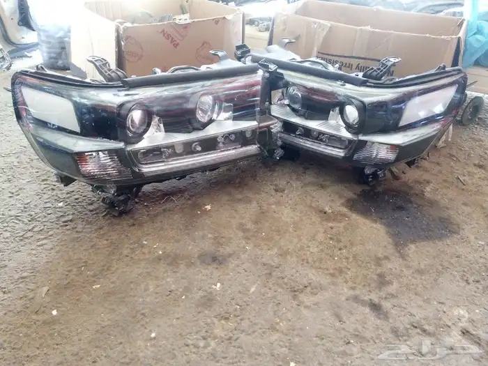 يتوفر لدينا طقم شمعات تايوتا جيب لاند كروزر مديل2019 2020 3