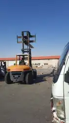 تأجير رافعات شوكيه وسيزر لفات ومالفت وجميع انواع المعدات 6