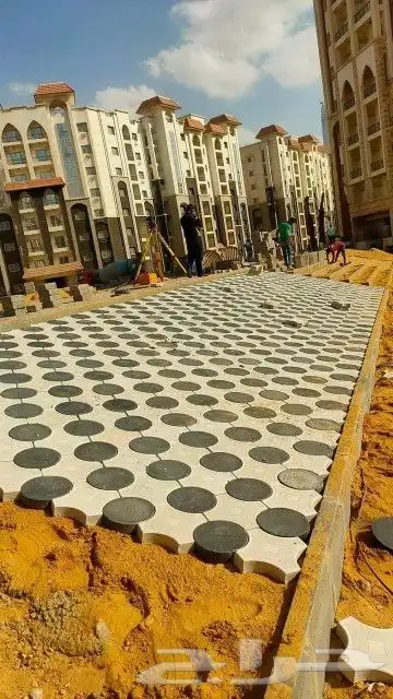 ابو خديجه لتركيب الانترلوك والبلدوره والبلاط في جيزان 1