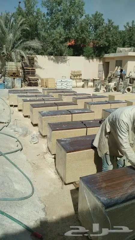 حواجز خرسانيه وقواعد اعمده 38