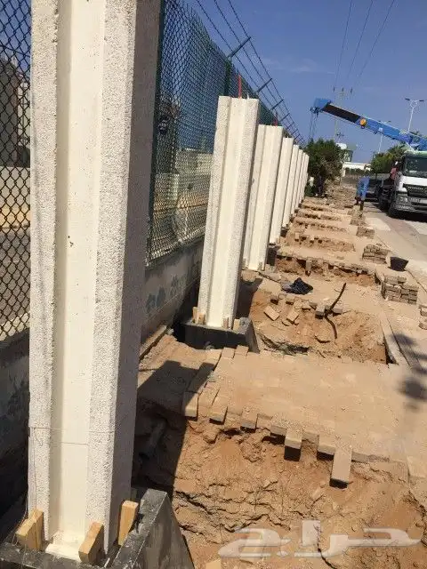 حواجز خرسانيه وقواعد اعمده 23