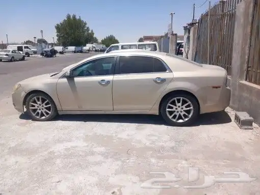 ماليبو 2010بيع قطع غيار السيارات 3