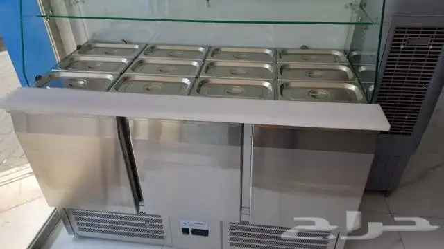 ثلاجات مكشوفه وجميع معدات المطاعم والفنادق 6