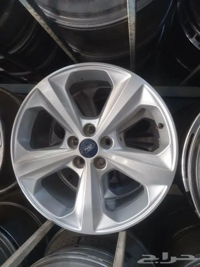 جنوط فورد ايدج موديل2018 مقاس 18 اصلي وكاله 1