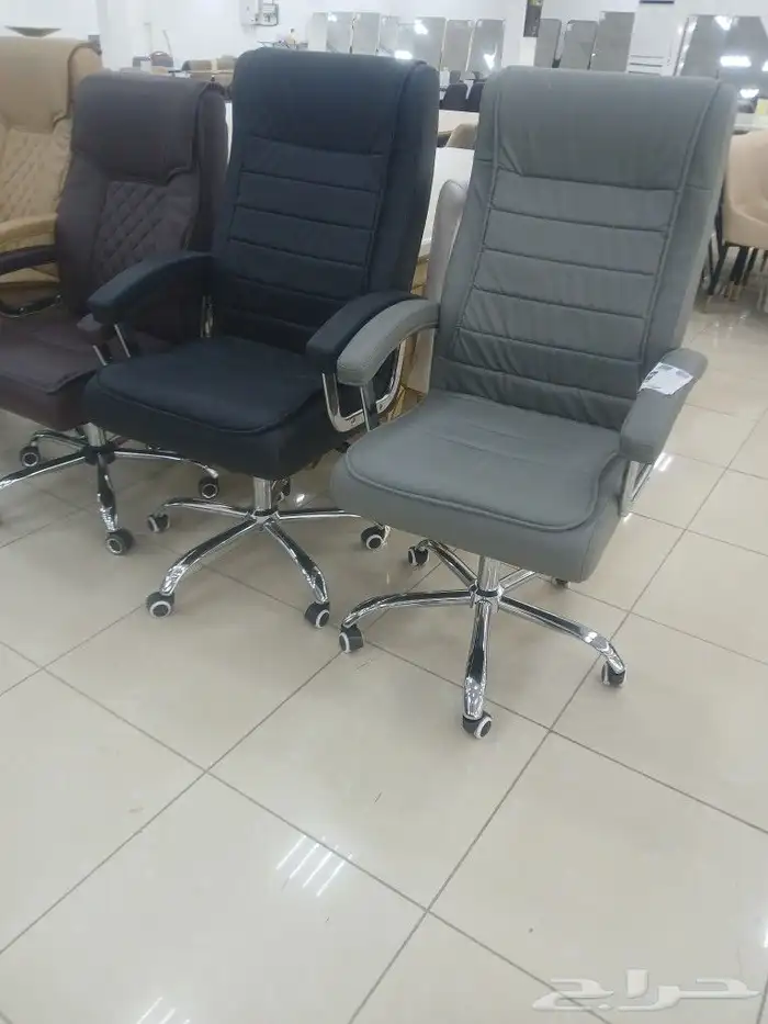 كراسي مكتبيه ثابت ومتحرك 10