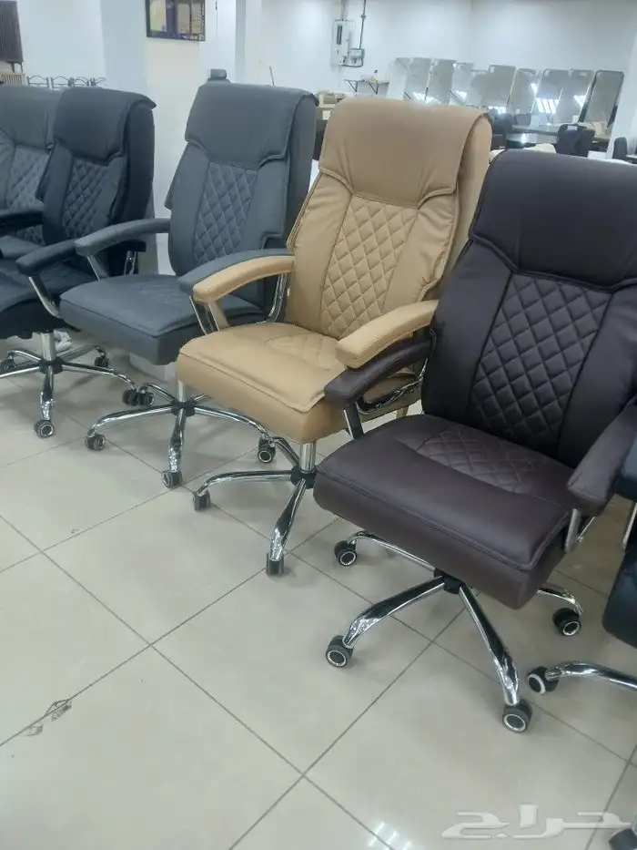 كراسي مكتبيه ثابت ومتحرك 4