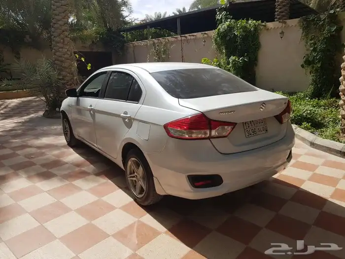 سوزوكي سياز 2018 3