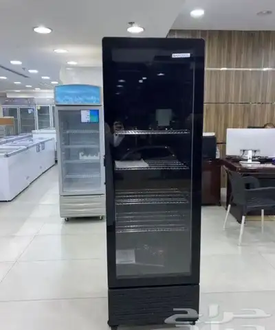 ثلاجات عرض بانكول 1 باب زجاج أسود أحجام مختلفة 2
