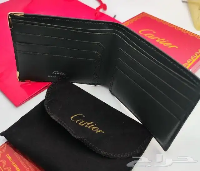 محافظ ماركات 12