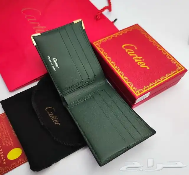 محافظ ماركات 21