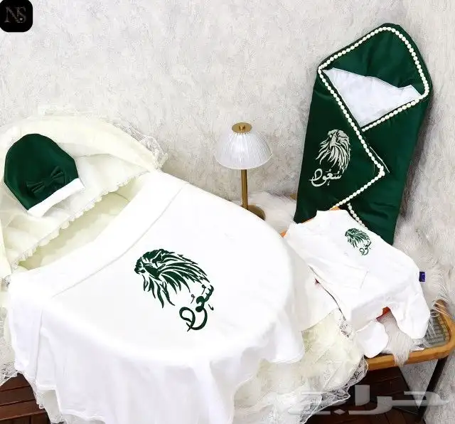اطقم مواليد فاخره بالاسم الوان وأشكال متنوعه 9