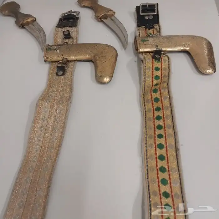 جنبية قديمه اكثر من 40 عام 3