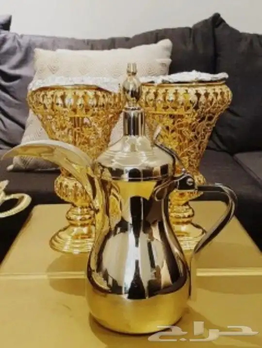 يوجد لدينا قهوجين وصبابين رجال ونساء 7