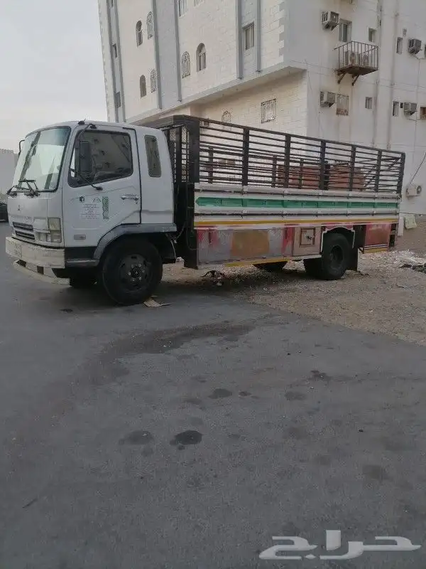 لوري 6متر نقل عفش واثاث بمكة وجدة 0