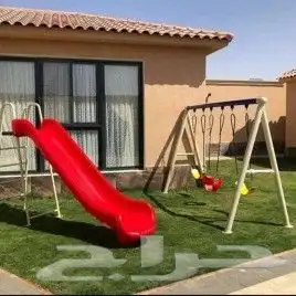 طقم 2 كرسي مرجيحه مع زحليقه وسط 15