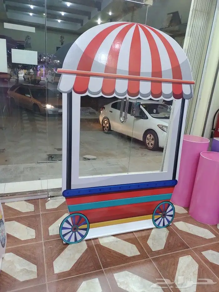جميع مجسمات الفلين ولوحات العقار 5