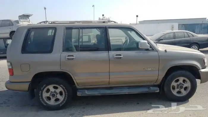 ايسوزو تروبر مديل2000 مصدوم 2