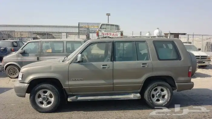 ايسوزو تروبر مديل2000 مصدوم 5