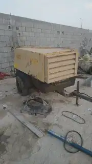 كمبروسر هواء اطلس للايجار وتخريم وتفتيت الصخور 1