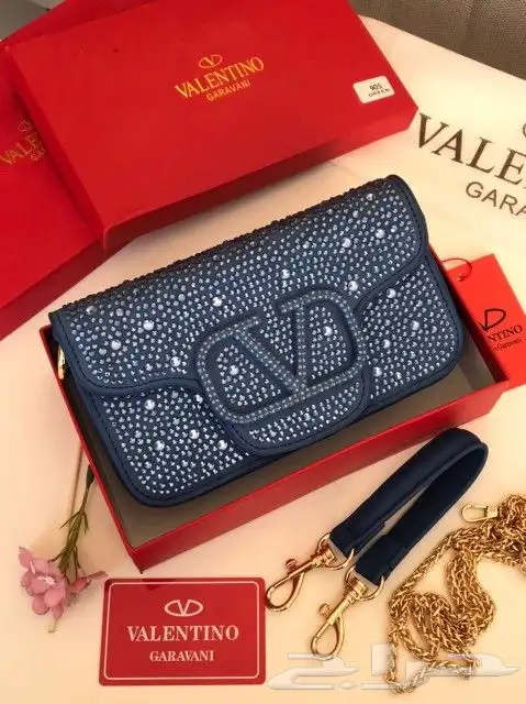 عروض خاصة تخفيضات شنط ماركات بأقل الأسعار150ر 16