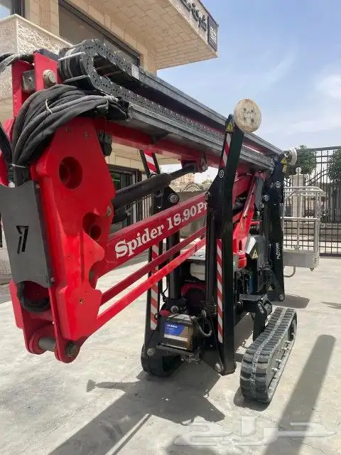 Spiderlifts For rent in Riyadh  model 2024 سبايدر ليفت للايج 9