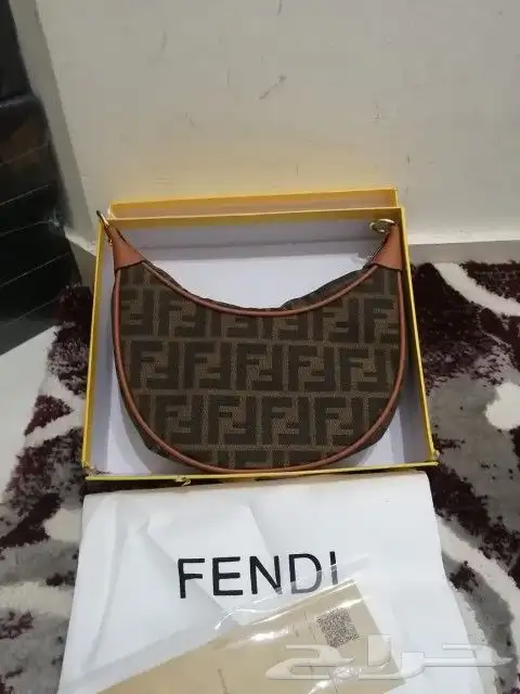 عروض خاصة تخفيضات شنط ماركات بأقل الأسعار150ر 15