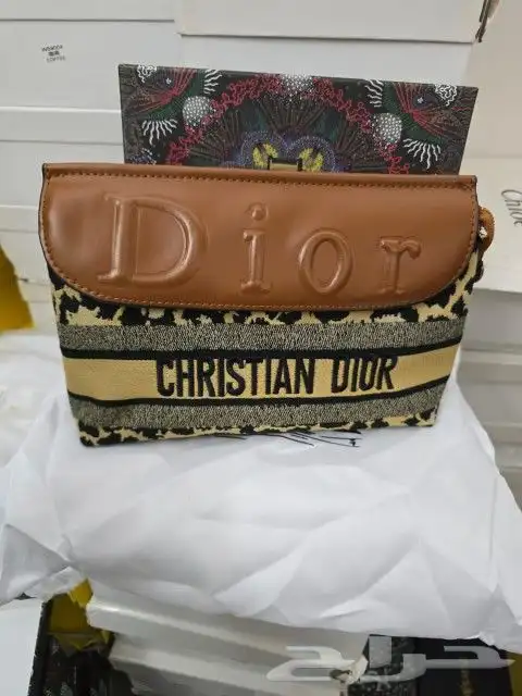 عروض خاصة تخفيضات شنط ماركات بأقل الأسعار150ر 46