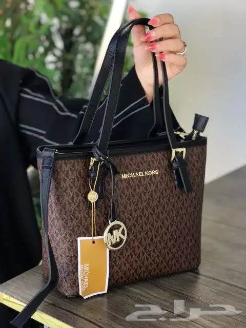 عروض خاصة تخفيضات شنط ماركات بأقل الأسعار150ر 34