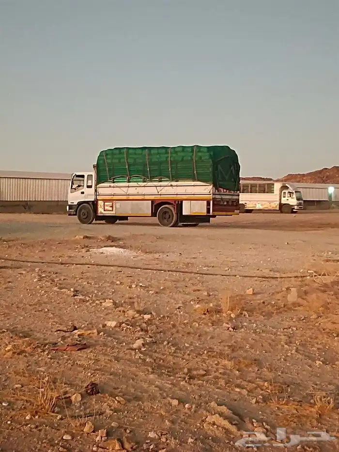 لوري سته متر ونص نقل داخل وخارج خميس 0