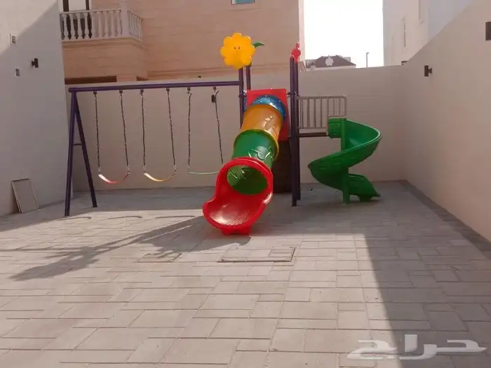 مراجيح زحاليق العاب نطاطات ترامبولين كراسي واحصنة برامة 44