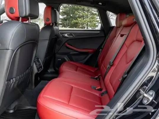 سيارة بورش ماكان Porsche Macan Premium PKG AWD موديل 2023 10