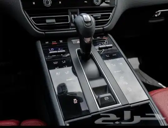 سيارة بورش ماكان Porsche Macan Premium PKG AWD موديل 2023 18