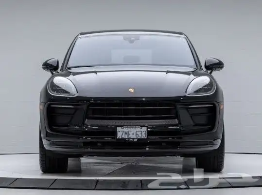 سيارة بورش ماكان Porsche Macan AWD SUV موديل 2023 0