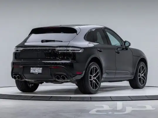 سيارة بورش ماكان Porsche Macan AWD SUV موديل 2023 2