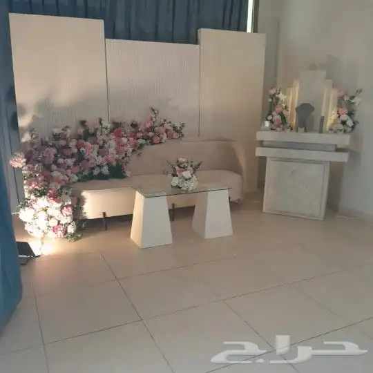 كوشه_زواج_ممر_كراسي_ورد_بارتي_تنسيق_حفلات_كوش_افراح_كوشه_ 3