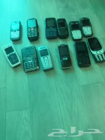 جوالات قديمه 0