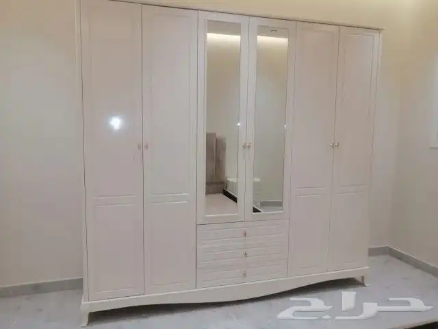 نجار بتبوك فك وتركيب غرف نوم وصيانه 1