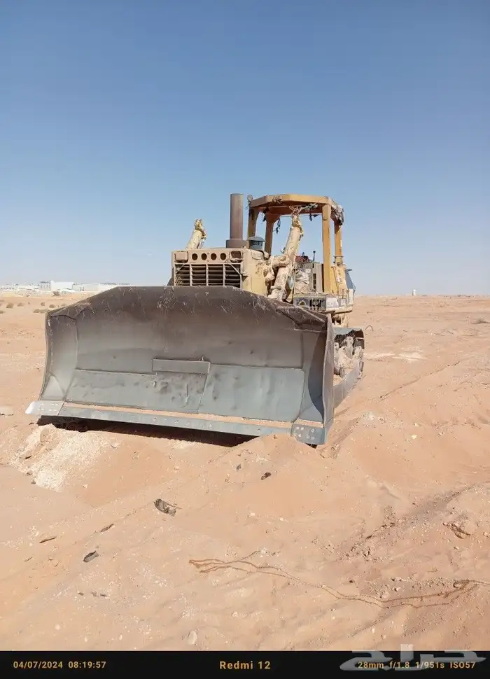 للايجار بلدوزرات كوماتسو 155 0