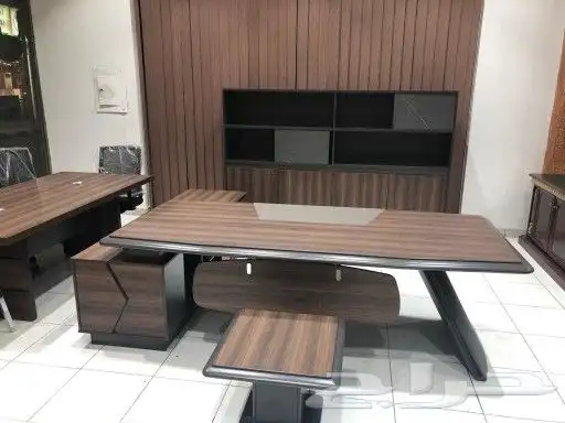 مكاتب 17