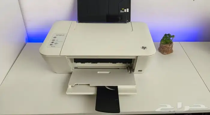 طابعة حبر HP مع سكانر .وسلك انترنت جديد وسلك الكهرباء 1