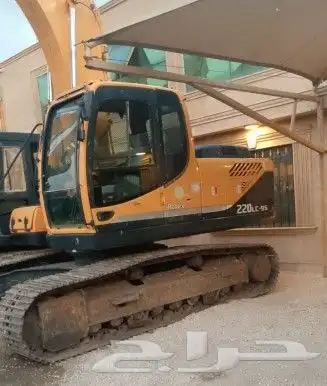 بوكلين للإيجار بساعه واليوميه ومباني حجر بالبكلين وبليد وربر 3