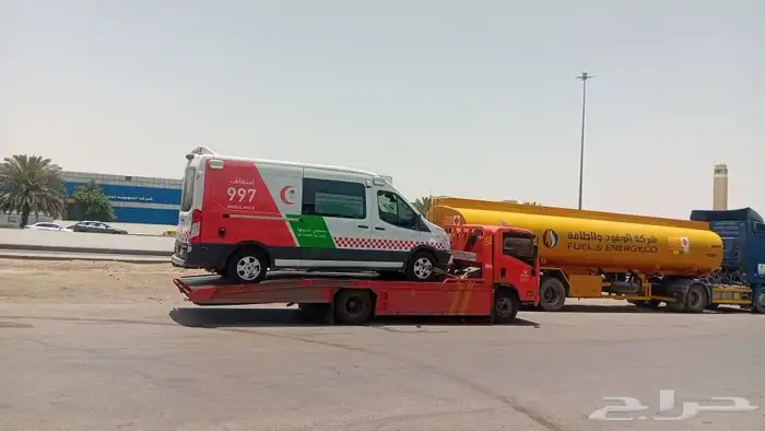 سطحه سحب نقل جميع السيارات تأجير روافع شوكيه بجميع احجمها مش 8