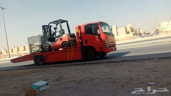 سطحه سحب نقل جميع السيارات تأجير روافع شوكيه بجميع احجمها مش 0