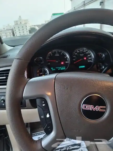 للبيع جمس يوكن موديل 2012 13