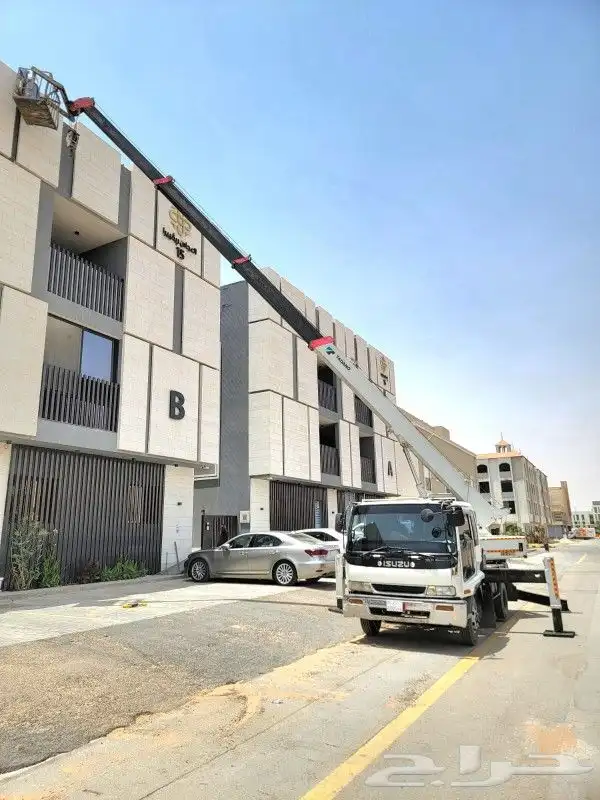تأجير كرينات ورافعات سطحات 1