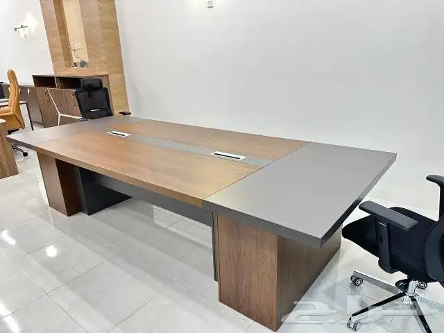 مكاتب 11