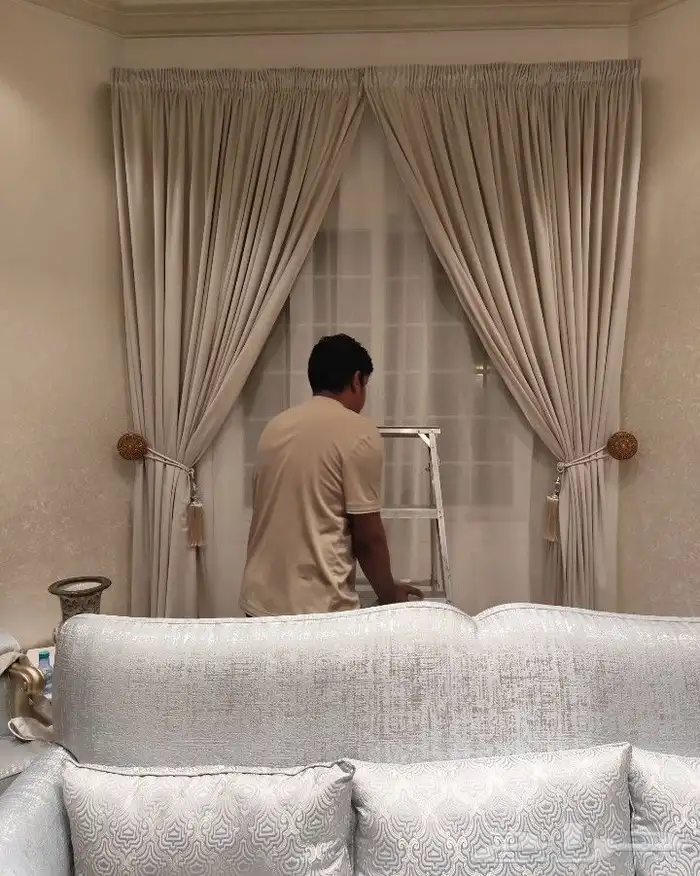 تنجد كنب تفصيل الستائر 5