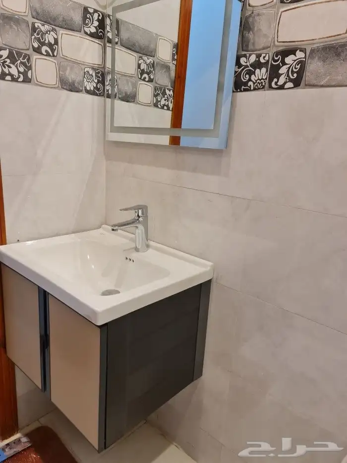 شقة مؤثثة بالكامل شامل الماء والكهرباء والغاز والنت 4